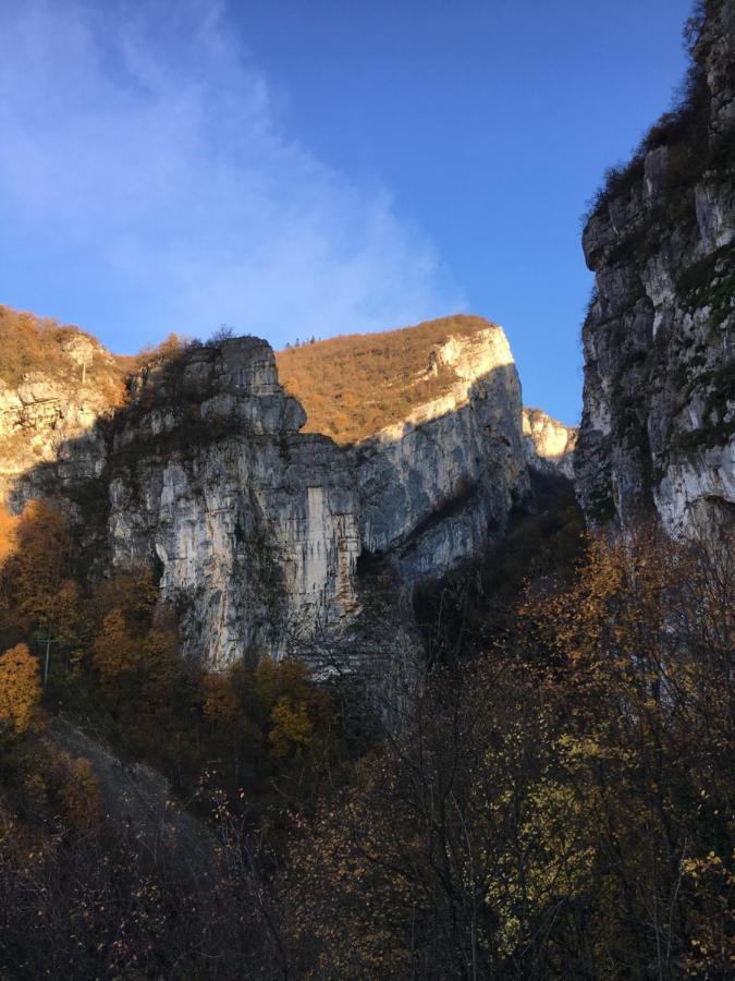 Au Pied Du Vercors Tout Est Permis La Riviere  외부 사진