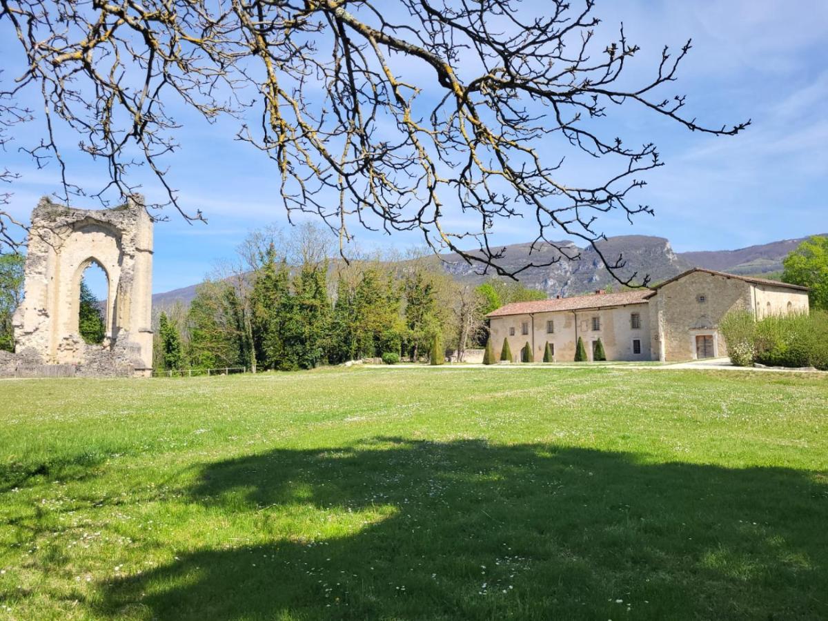 Au Pied Du Vercors Tout Est Permis La Riviere  외부 사진